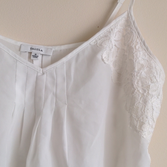 ARITZIA Talula White Waverly Blouse - Picture 3 of 7